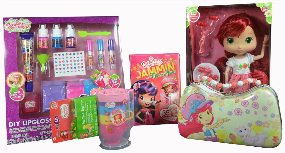 Strawberry Shortcake Unboxing Giveaway