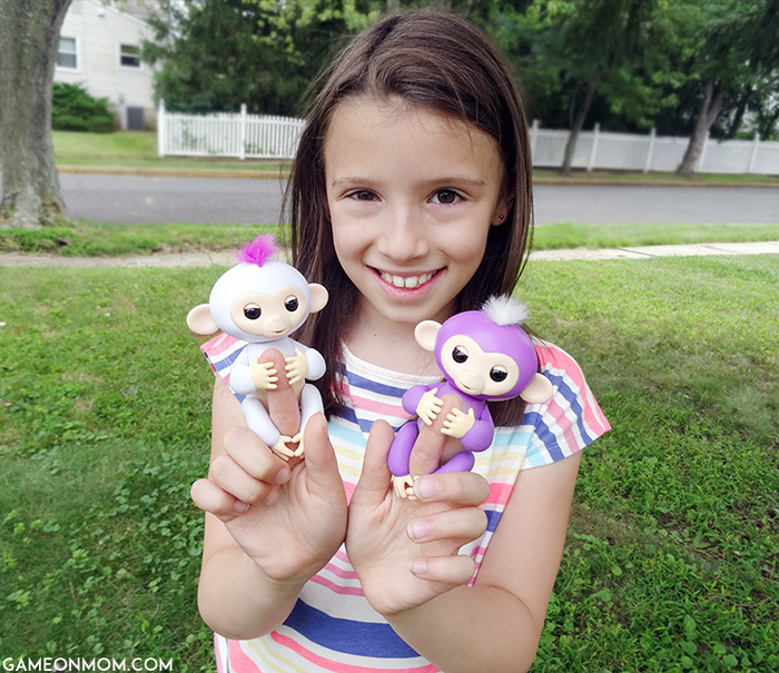 Fingerlings Baby Monkeys