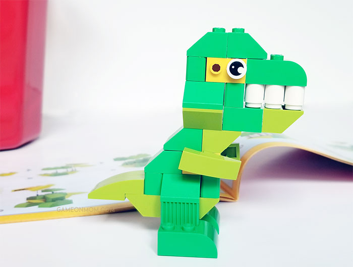 Max Bricks Dinosaur