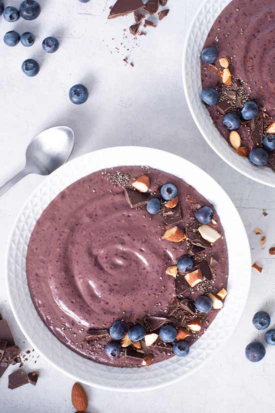 Chocolate Almond Blueberry Smoothie Bowl Recipe